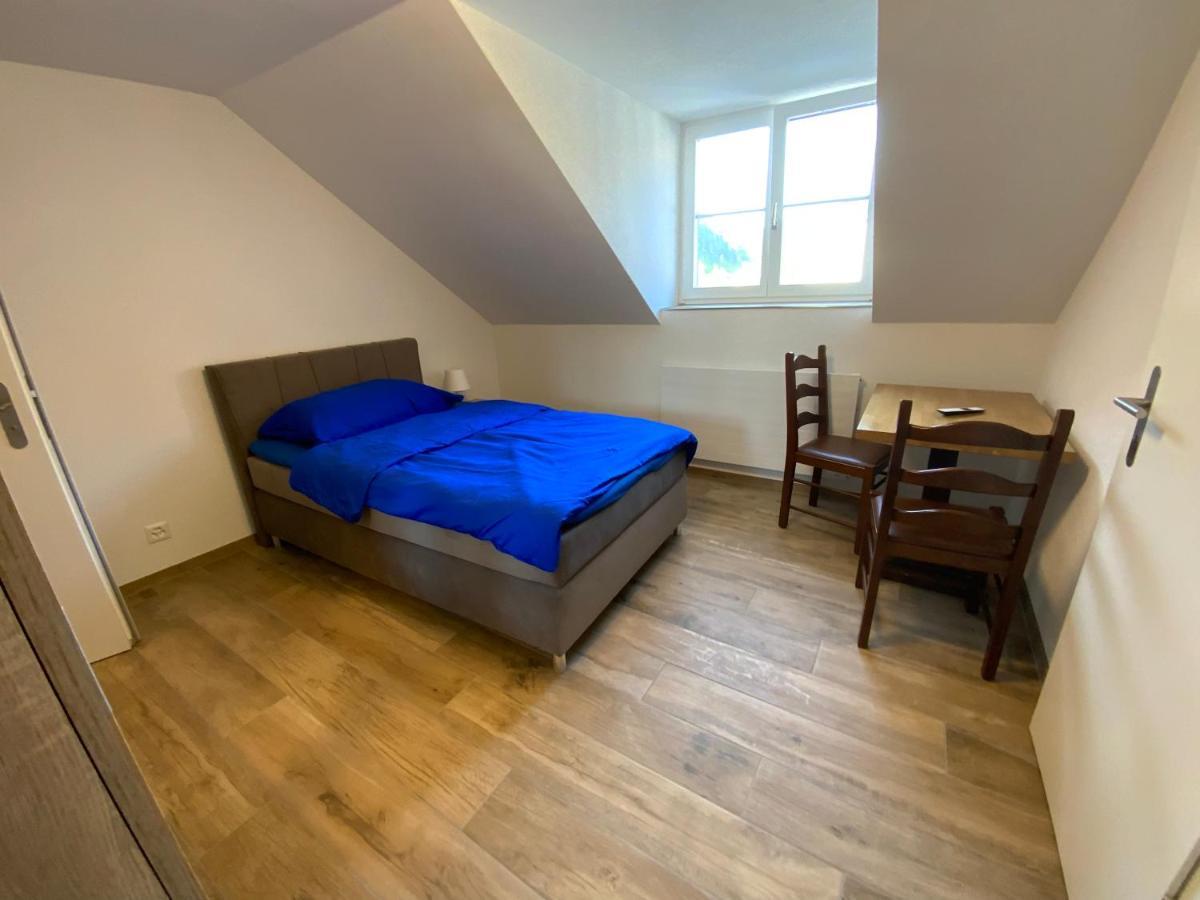 Hotel Gasthof Engel Kleinlutzel ภายนอก รูปภาพ